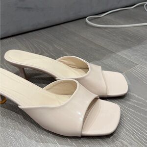 Women's Cream Patent Open-Toe Slide KittenHeels